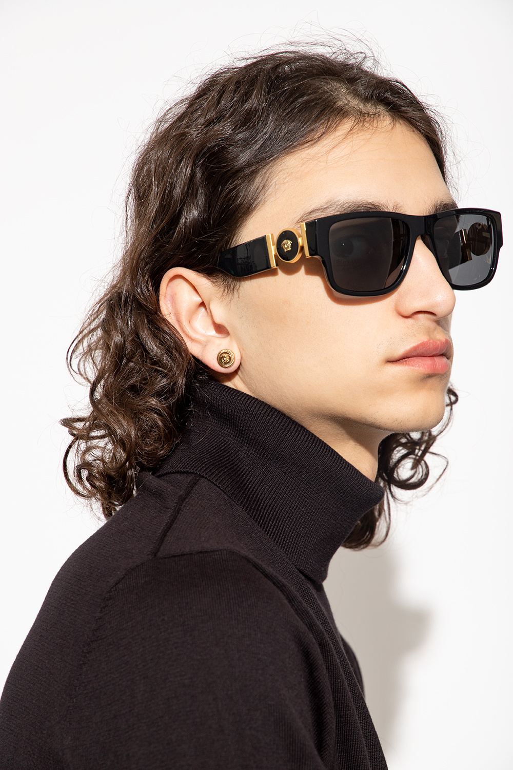 squared medusa medallion sunglasses